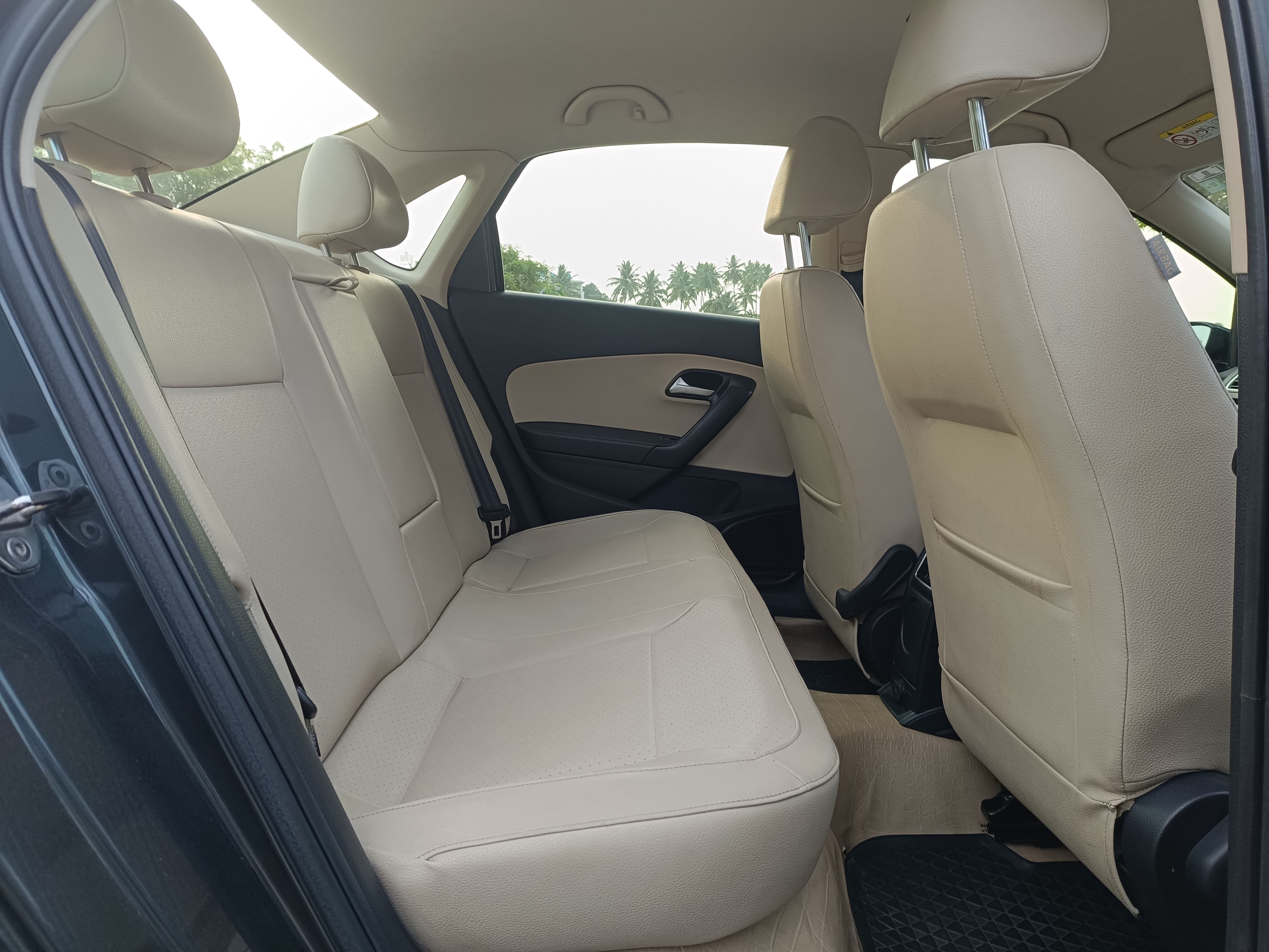Volkswagen Vento(2015-2019) Highline 1.2 Petrol At